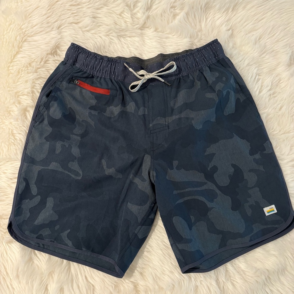 Vuori Banks Shorts - Blue Camouflage - Small